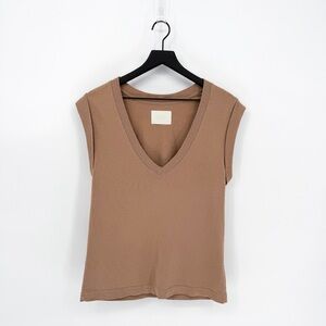 Citizens of Humanity Eugenie Sleeveless Tee in Chaga Medium